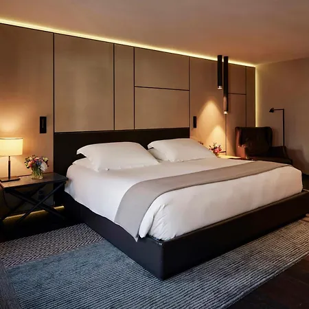 Mandarin Oriental Conservatorium, ホテル