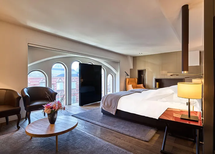 호텔 Mandarin Oriental Conservatorium,