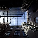 Mandarin Oriental Conservatorium, Hotel