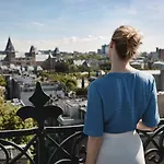 Mandarin Oriental Conservatorium, Hotel