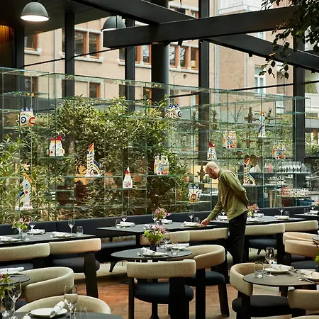 Hotel Mandarin Oriental Conservatorium, 5*