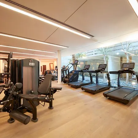 Mandarin Oriental Conservatorium, 5*