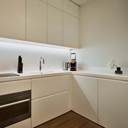 Mandarin Oriental Conservatorium, 5*