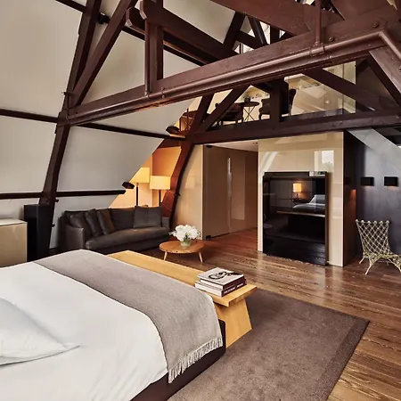 Mandarin Oriental Conservatorium, Hotel 5*