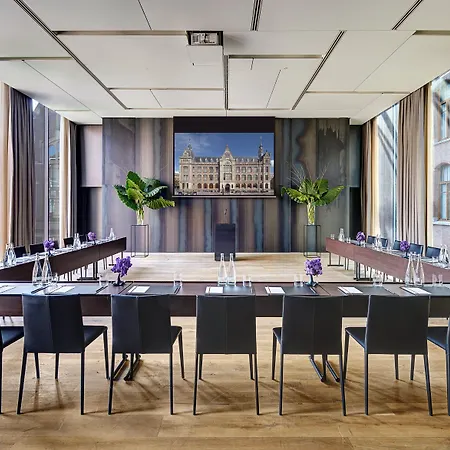 Mandarin Oriental Conservatorium, Hotel