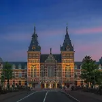Mandarin Oriental Conservatorium, Hotel