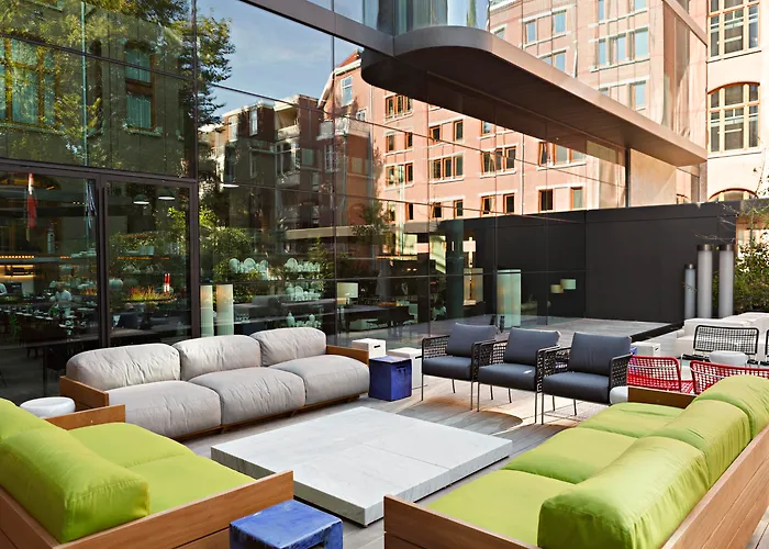 Hotel Mandarin Oriental Conservatorium, 5*