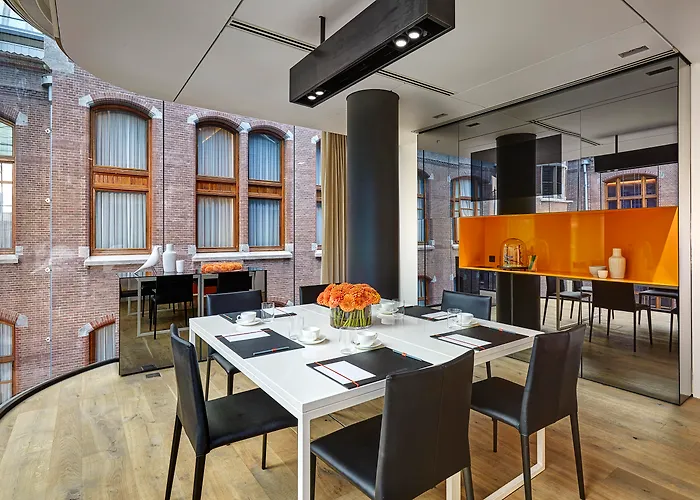 Mandarin Oriental Conservatorium, Hotel